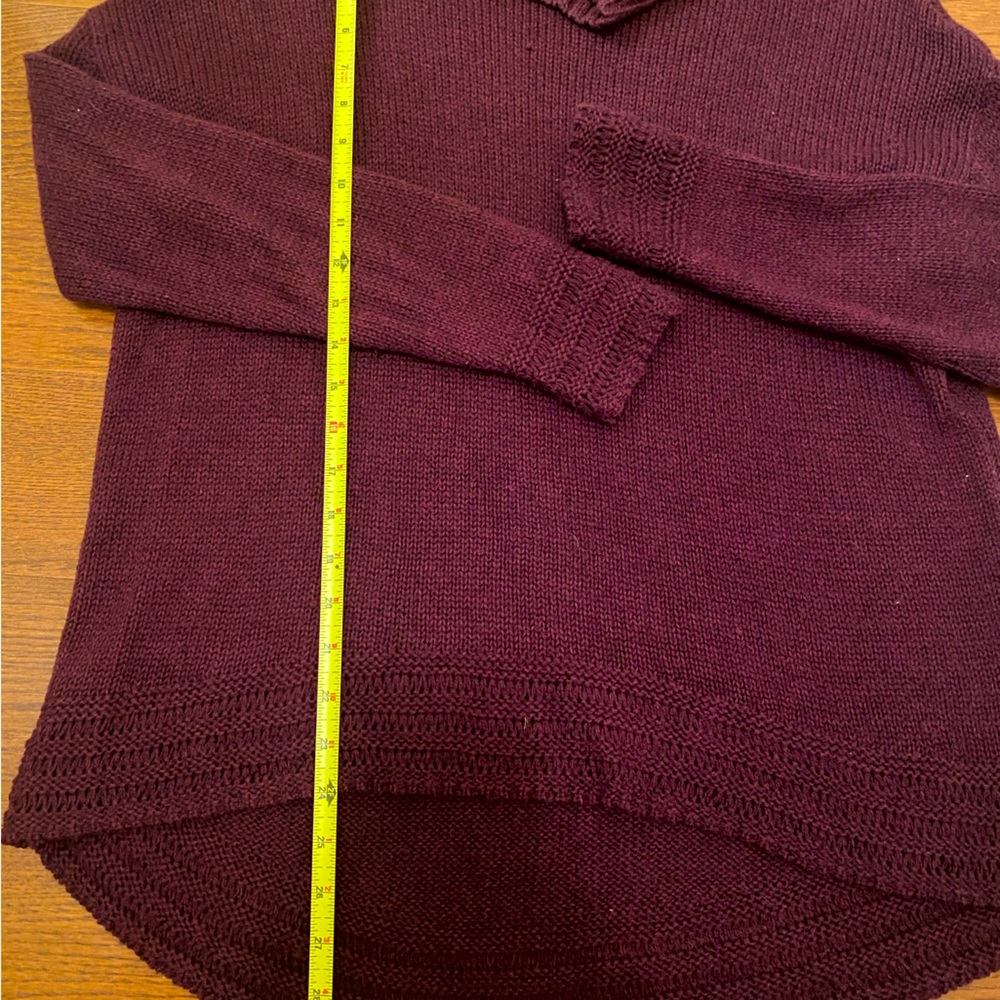 Sweater - Picture 5 of 7